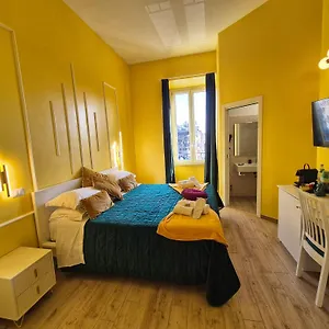 https://residenze-serventi-longhi.it-romehotels.com